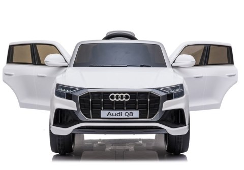 Auto na Akumulator Audi Q8 JJ2066 Biały Auto na Akumulator Audi Q8 JJ2066 Biały