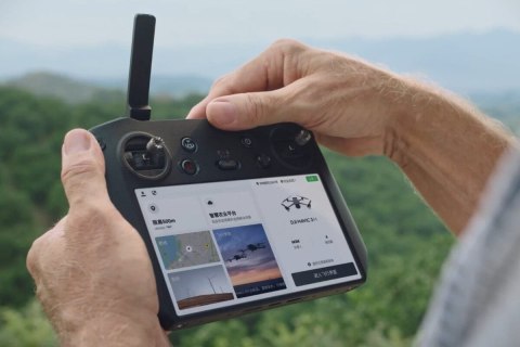 Dron DJI Mavic 3 Multispectral C2 + DJI Care 1 rok Dron DJI Mavic 3 Multispectral C2 + DJI Care 1 rok