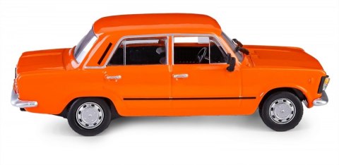 Pojazd PRL Fiat 125p pomarańczowy Pojazd PRL Fiat 125p pomarańczowy