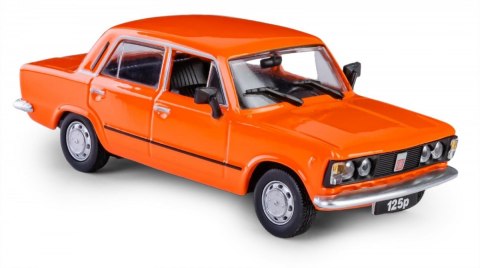 Pojazd PRL Fiat 125p pomarańczowy Pojazd PRL Fiat 125p pomarańczowy