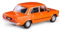 Pojazd PRL Fiat 125p pomarańczowy