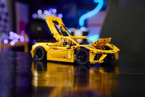 42205 - LEGO Technic - Chevrolet Corvette Stingray 42205 - LEGO Technic - Chevrolet Corvette Stingray