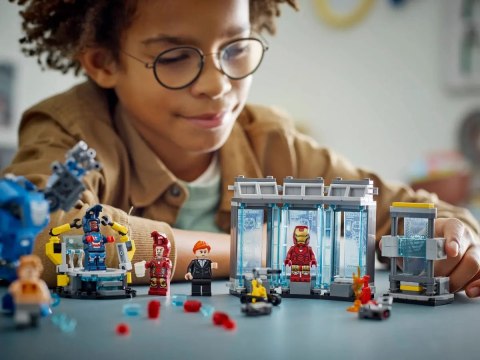 76315 - LEGO Super Heroes - Laboratorium Iron Mana: Zbrojownia 76315 - LEGO Super Heroes - Laboratorium Iron Mana: Zbrojownia