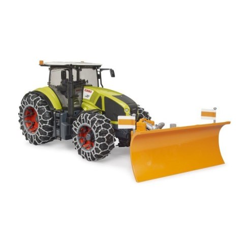 Traktor Claas Axion 950 z pługiem do śniegu Traktor Claas Axion 950 z pługiem do śniegu